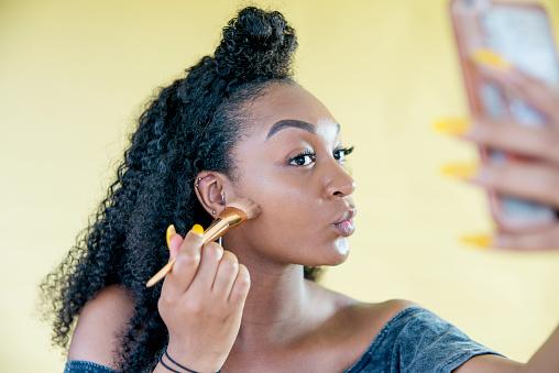 zikoko- makeup tutorial