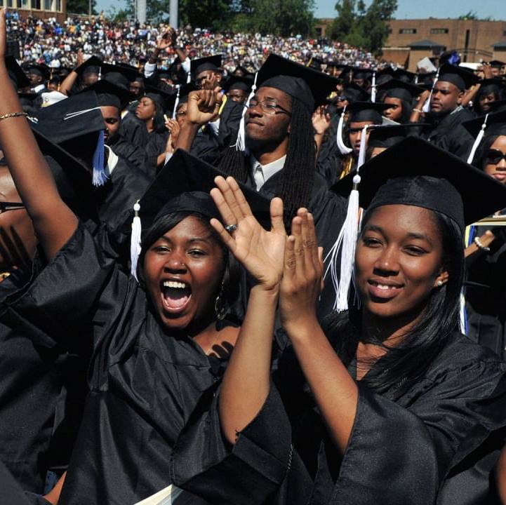 We Asked 5 Nigerian Graduates What They Miss About University