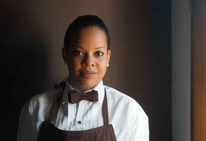 7 Nigerian Waiters On Annoying Things Customers Do
