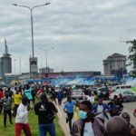 #EndSARSMemorial: The Nigerian Police Are Detaining And Firing Teargas At Protesters