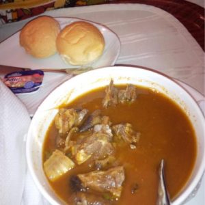 Bread and peppersoup