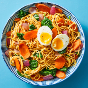 A quick and easy snack, like noodles and egg