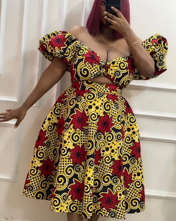 Lady Wearing Off-Shoulder Puff Sleeves with Cut-Out
