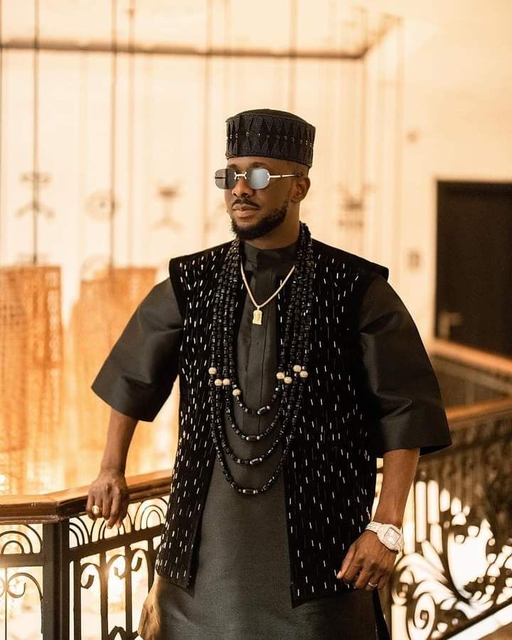 Man Wearing Edo-Inspired Regal Senator Design