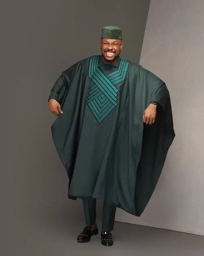 Man wearing Simple Emerald Embroidery agbada style for men