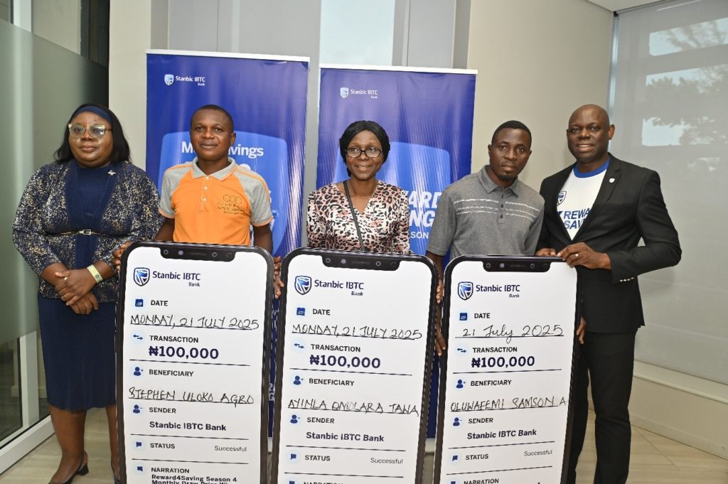 L-R: Aboluwade Margaret O., SouthWest Zonal Coordinator, Federal Competition & Consumer Protection Commission (FCCPC); Stephen Uloko Agbo, Winner; Ayinla Omolara Tawa, Winner; Oluwafemi Samson A., Winner; and Emmanuel Aihevba, Country Head, Personal Banking, Stanbic IBTC Bank, at the cheque presentation for the Reward4Saving Promo Season 4 monthly draws for May and June; and the first quarterly draw, which was held recently in Lagos.