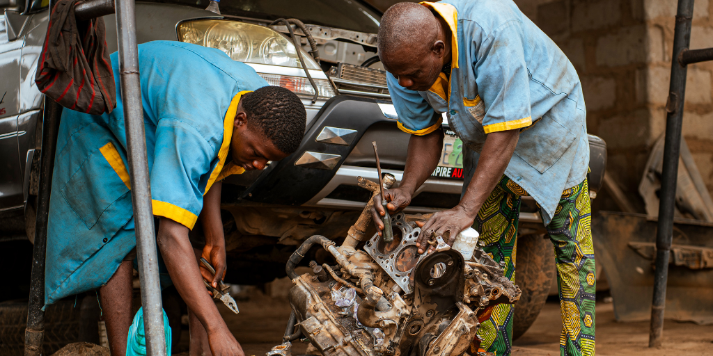 Inside the Informal Economy of a Lagos Mechanic Village