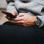 How Your Rising Sign Shapes the Way You Text, Reply, and Flirt