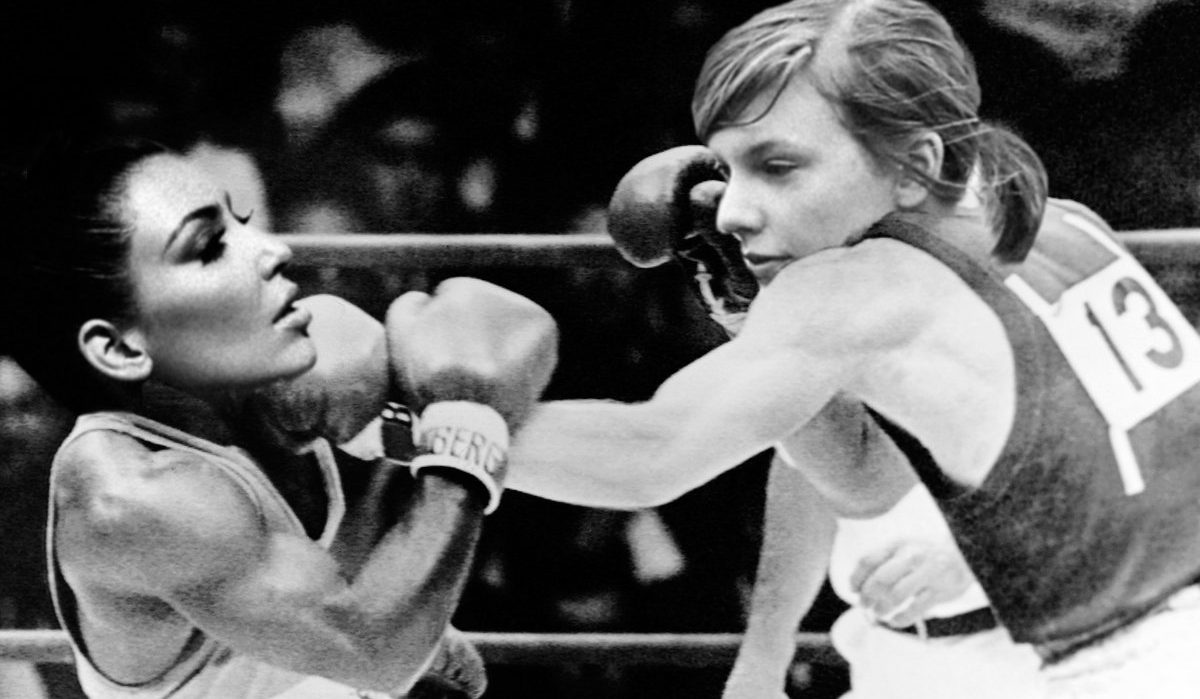 Kim Kardashian Came For Taylor Swift And The Reactions Are The Most Hilarious Things On The Internet